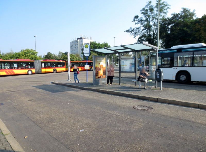 Am Hbf/Busbahnhof/HST B/innen