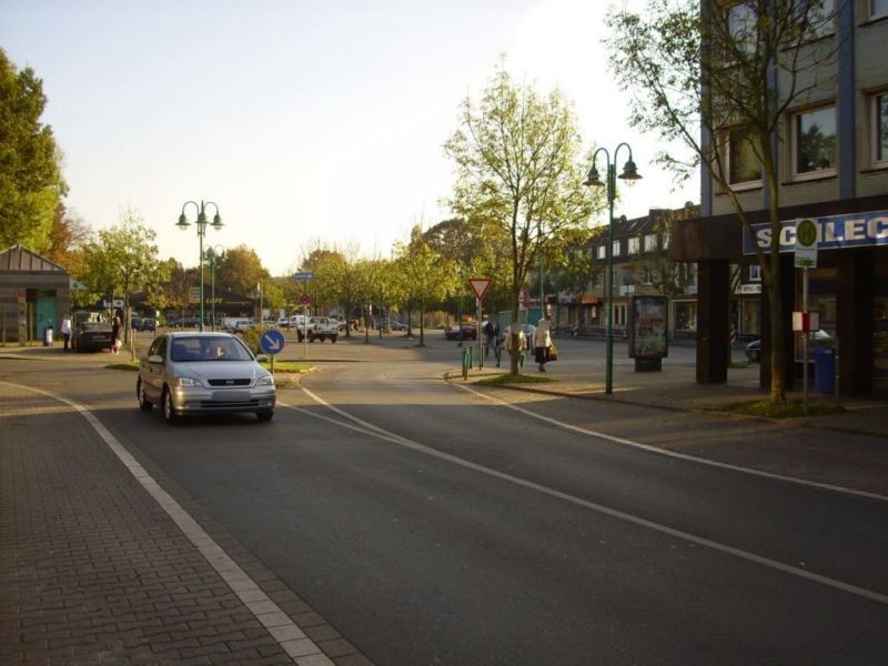 Franz-Lenze-Platz/Franz-Lenze-Str./Si. Haus