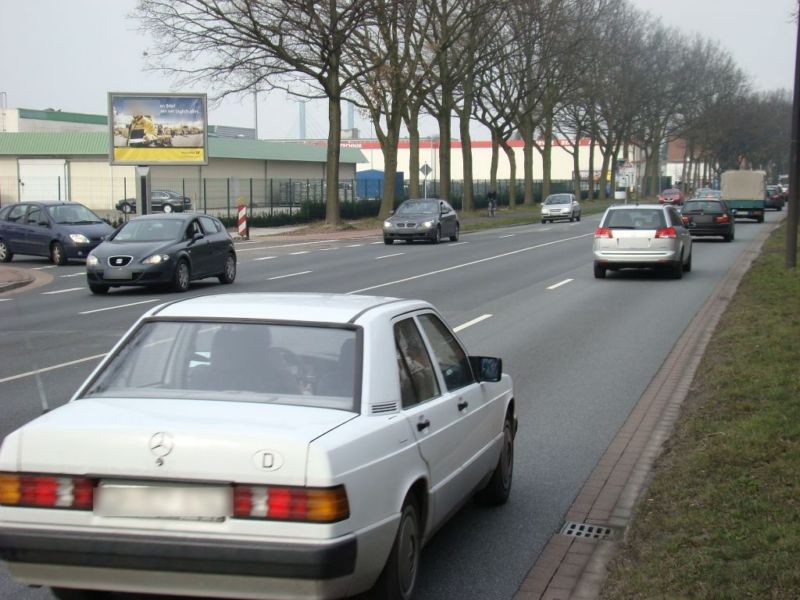 Neuenlander Str./Cornelius-Edzard-Str.