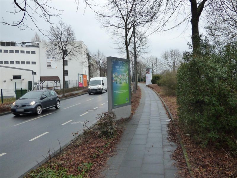 Heinrich-Böll-Ring geg. Freiw. Feuerwehr/We.re.
