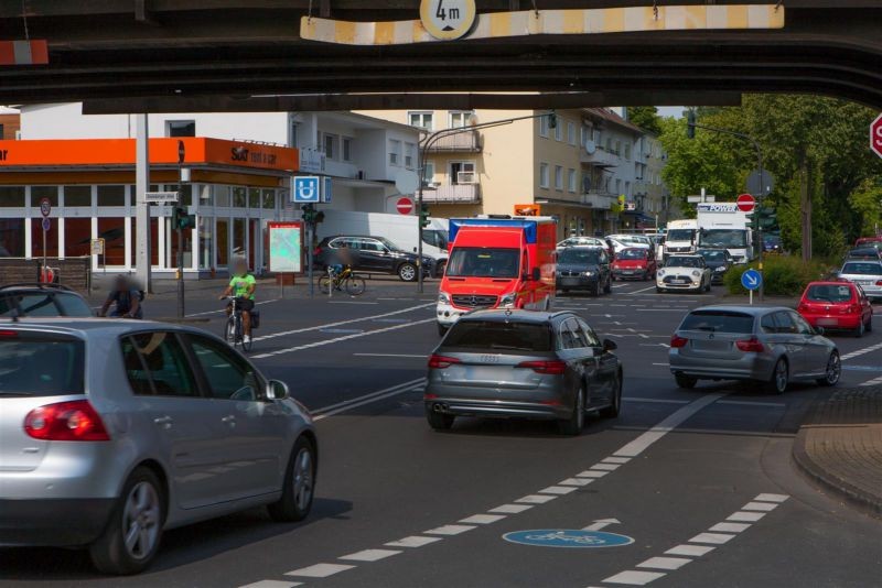 Godesberger Allee/Wurzerstr./U-Bahn/We.li.