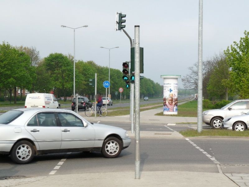 Werner-Seelenbinder-Str./Handelsstr.