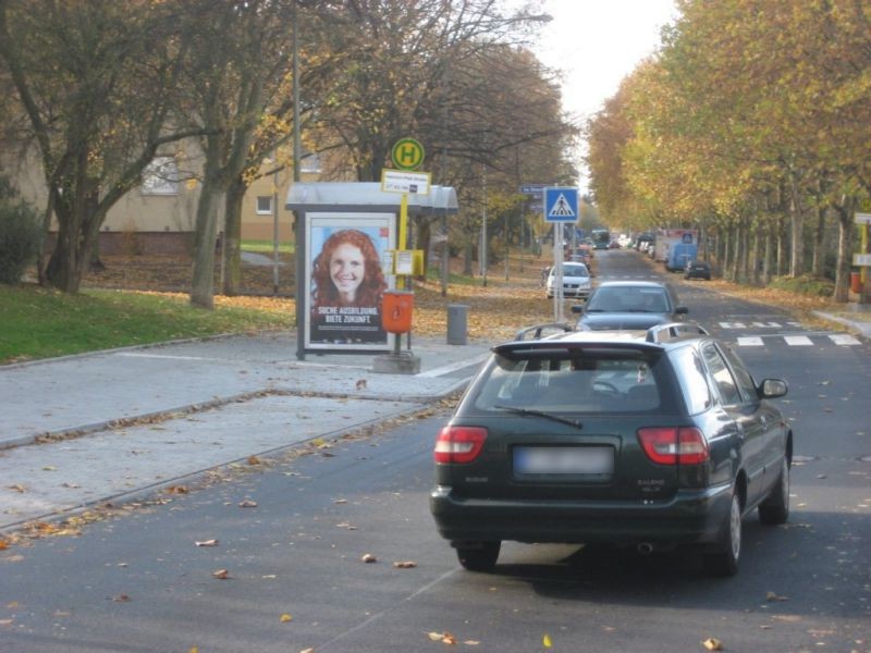 Berkersheimer Weg/Heinrich-Plett-Str. geg./außen