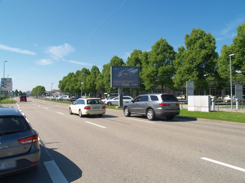 Terminalstr. (SY41) West W3 re./am Terminal 1 C/D