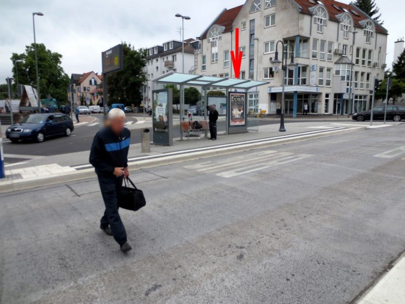 Kanaltorplatz/Nußallee 7/RW innen