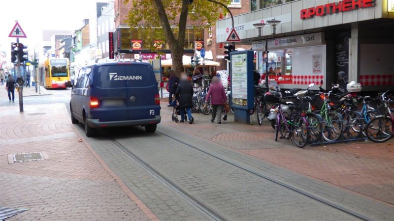 Hauptstr. 131/Dr.-Tusch-Str./Si. Str.