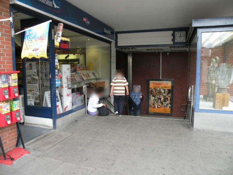 U-Bf Ochsenzoll Treppe Ausg. Kiosk