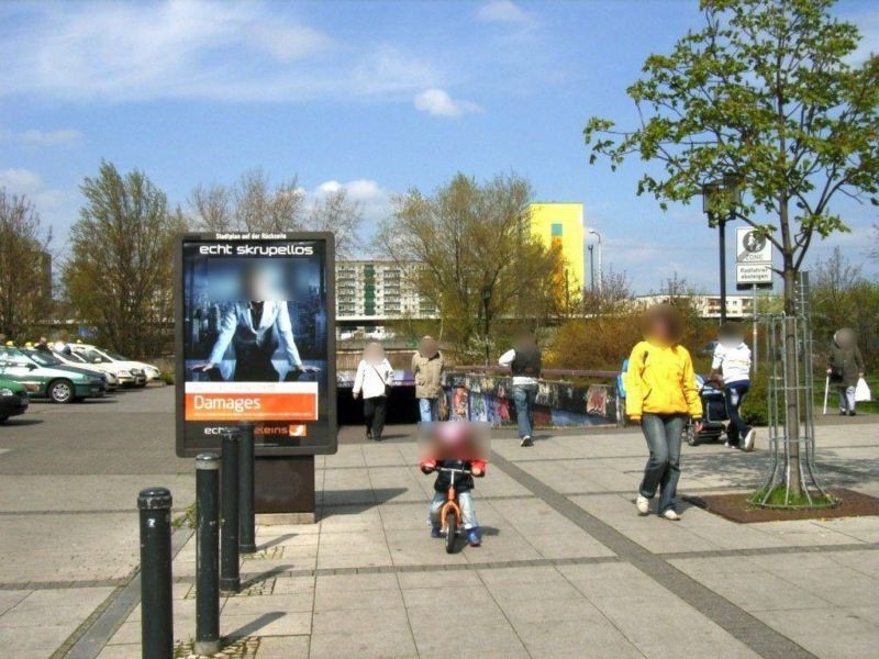 Wilhelm-von-Klewitz-Str. vor S-Bahntunnel