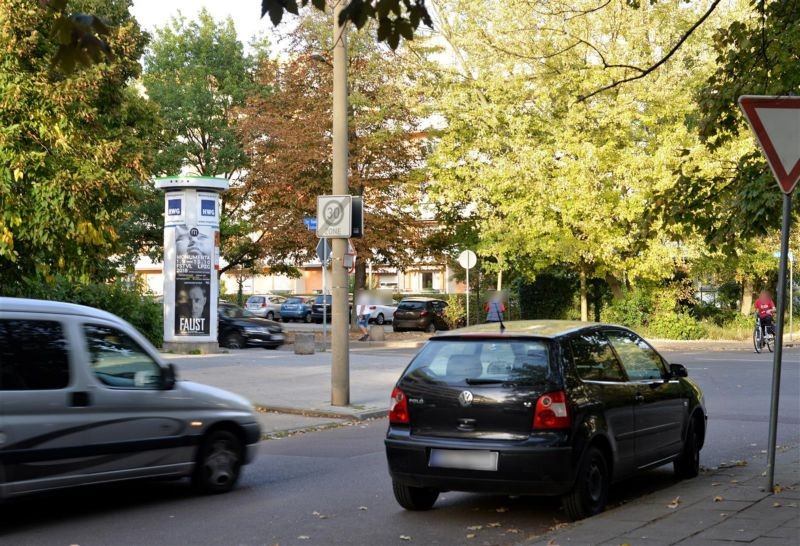 Zur Saaleaue/Azaleenstr.