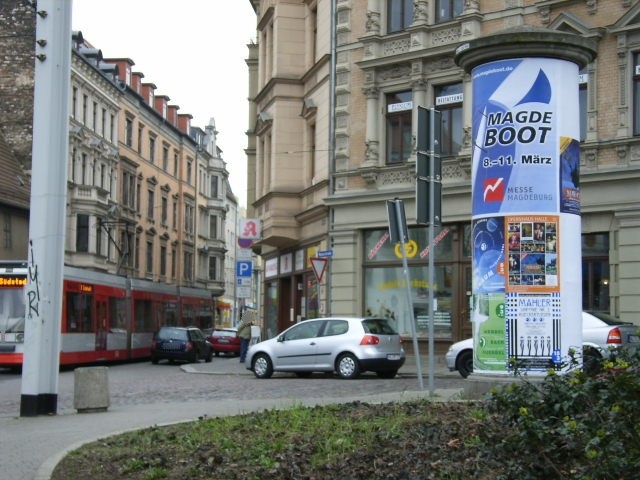 Franckeplatz/Mauerstr.