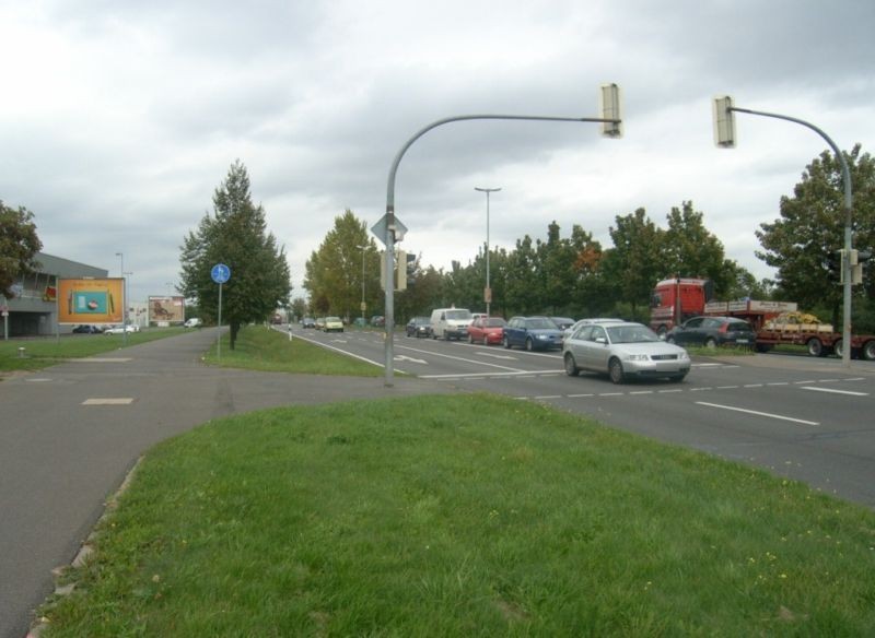 Olvenstedter Graseweg  37/Holzweg WS