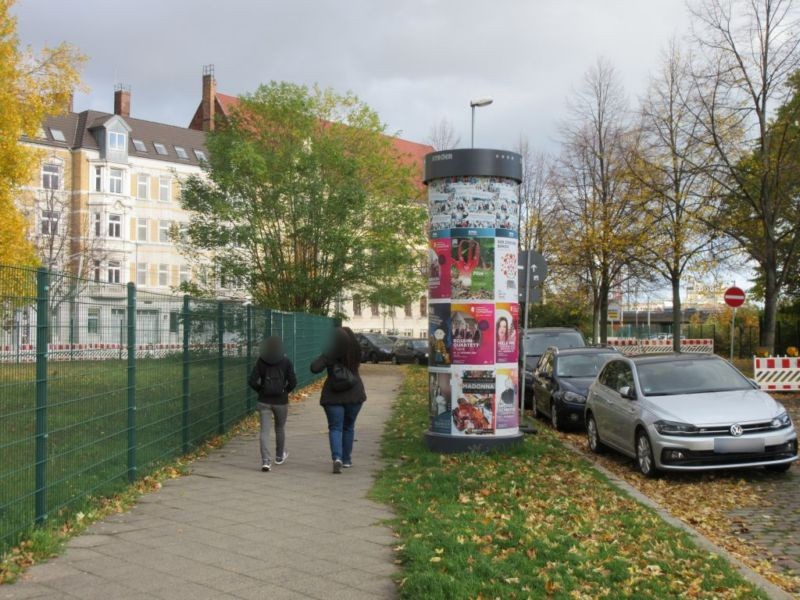 Maxim-Gorki-Str. Nh. Olvenstedter Str.