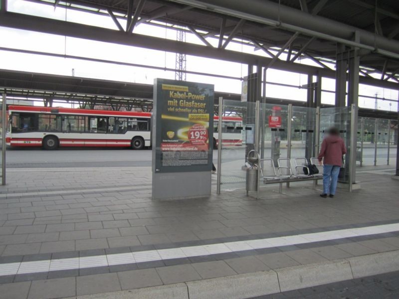 Bahnhofstr./ZOB, Bussteig 3-4, Si. Gleise