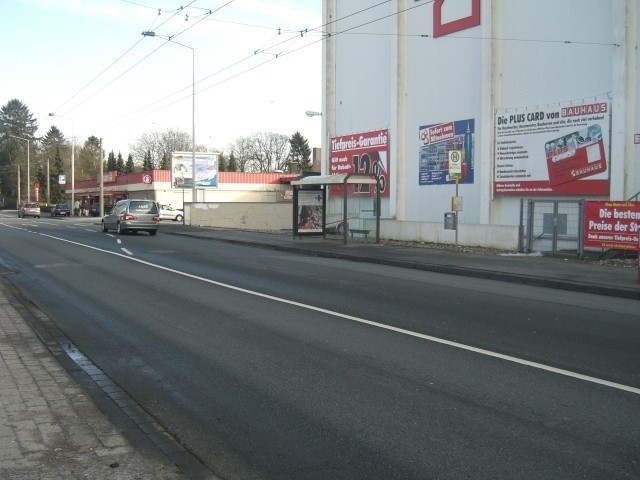 Focher Str. vor Bauhaus/We.re.