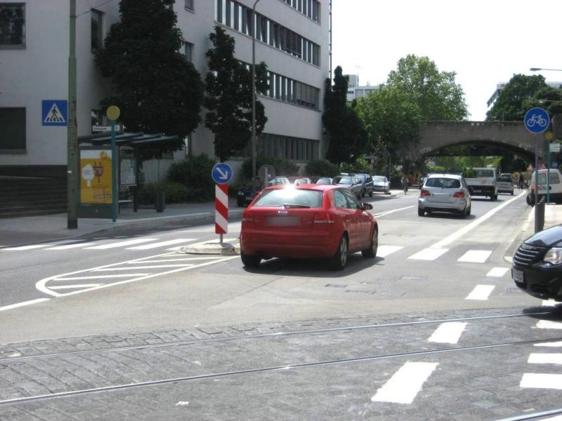 Kleyerstr. 88 geg./Pfarrer-Perabo-Platz/außen