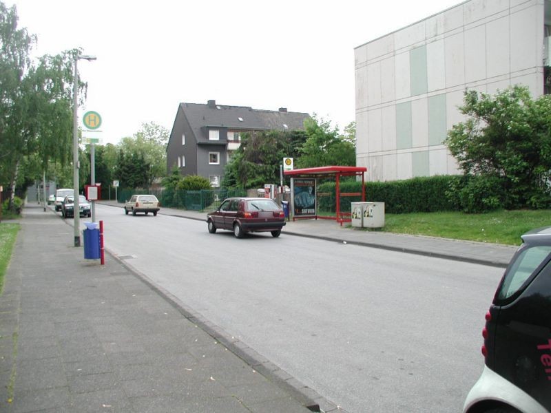 Uhlenbroicher Weg 122-124 Nh. Saarner Str./We.re.