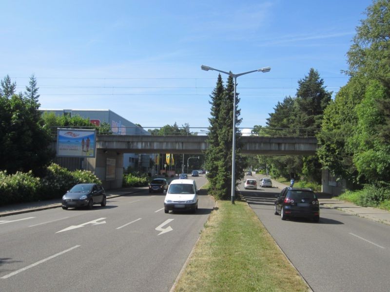 Richthofenstr. vor DB-Brücke li. CS