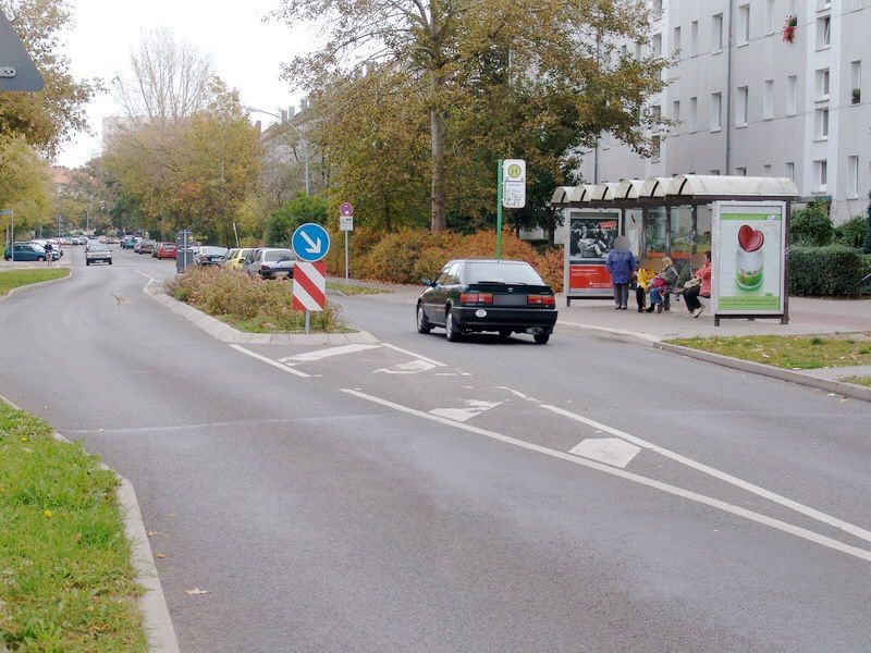 W.-Seelenbinder-Str. vor Nr.86. li. innen, We.re.