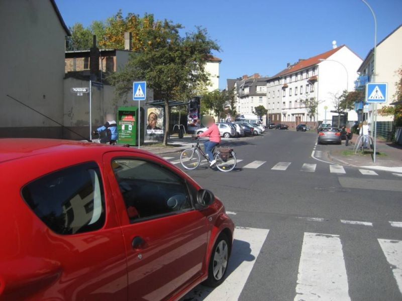 Konstanzer Str./Pfortenstr. 32/aussen