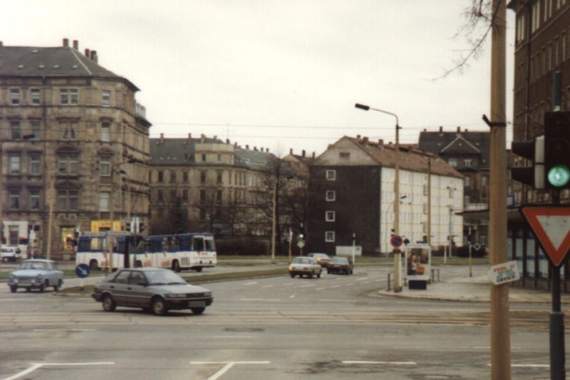 Bernsbachplatz/Reitbahnstr./We.re.
