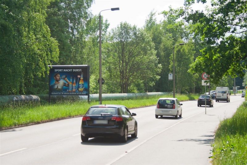 Wolgograder Allee  35/Fritz-Fritzsche-Str./We.li.