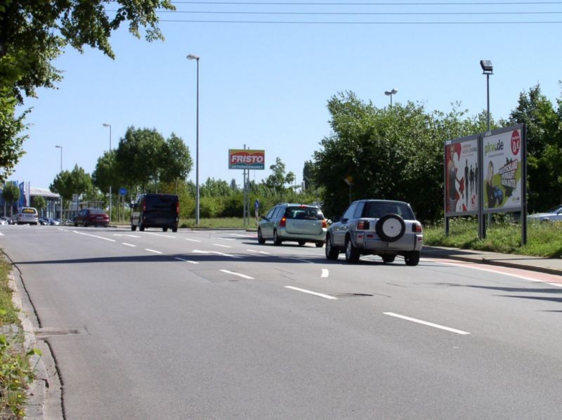 Werner-Seelenbinder-Str.   8/Hermann-Pöge-Str.