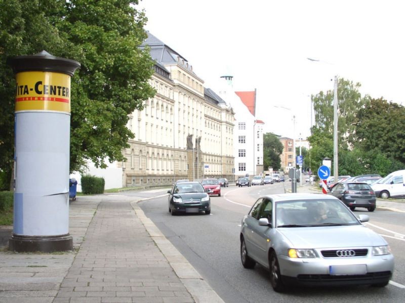 Hartmannstr.  30/Polizeipräsidium