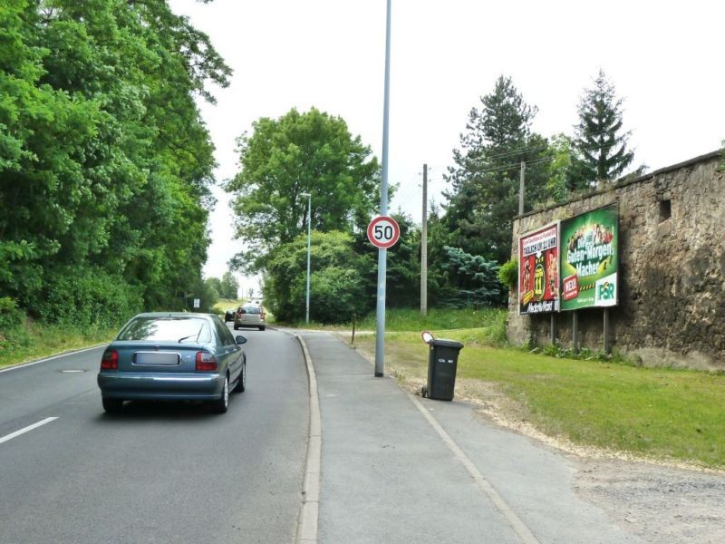 Berggießhübler Str./Schloß Zehista li.