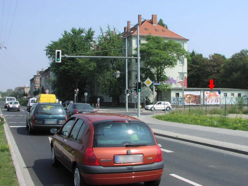 Adenauerallee/Rackwitzer Str.