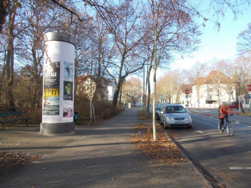 Naunhofer Str./L.-Colditz-Str.