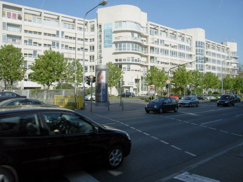 Darmstädter Landstr. 184/S.2