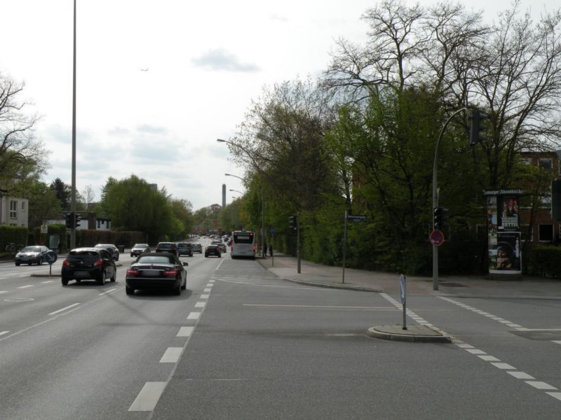 Behrmannplatz/Julius-Vosseler-Str. neb. DRK