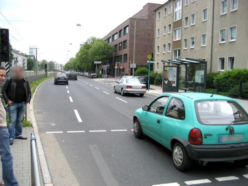 Eschersheimer Landstr. 259/Am Grünhof/innen