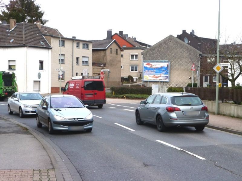 Volkenrather Str. 32/Quellstr.