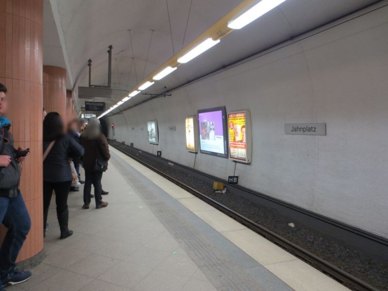 Jahnplatz 1, U-Bahnstation, FR. Sieker 2.Sto.