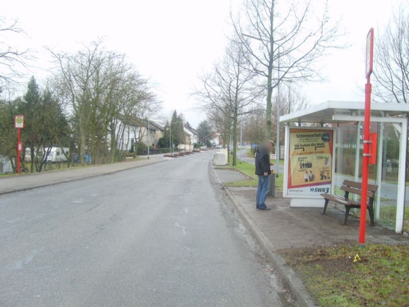 Landauer Str., Bus-HSt Berliner Str., We.re.