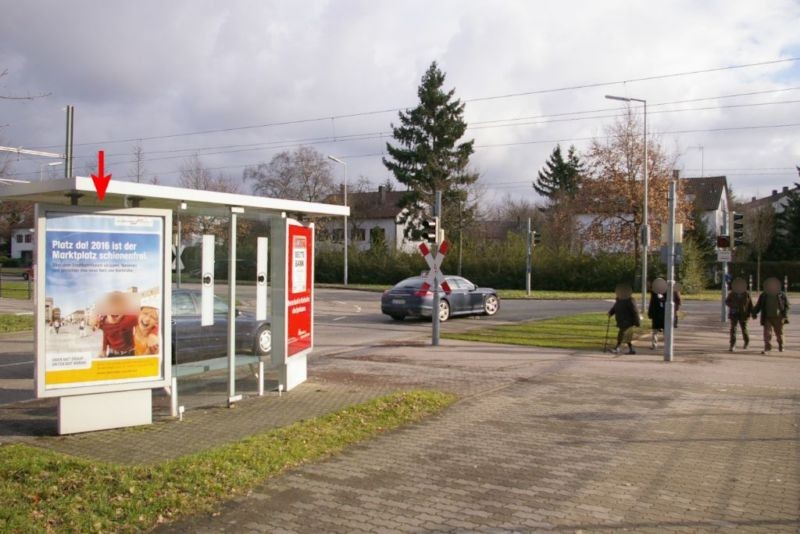 KarlsruherStr.,Bus-HST Hagsfeld Süd,saw.re.Si.Weg