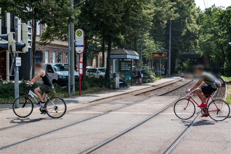 Mathystr., HSt Otto-Sachs-Str., Ri. Entenfang, VS