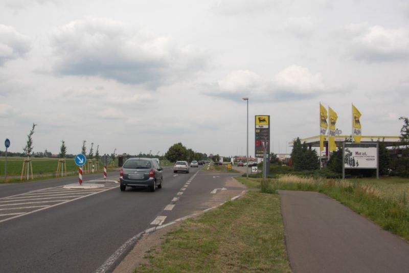 Berliner Allee  67 Nh. Tankstelle