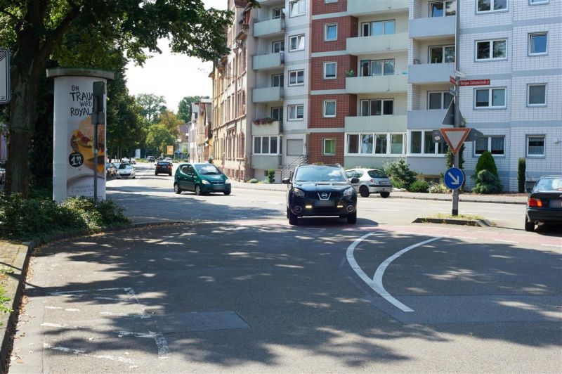 Vor der Kinzigbrücke/Rückertstr.