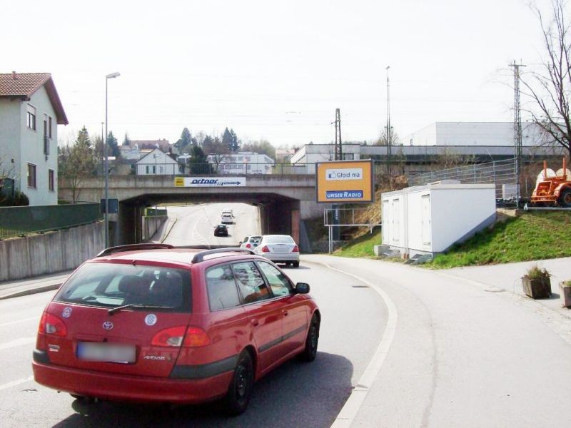 Stelzhamer Str. geg. 5/vor DB-Brücke sew. re. CS