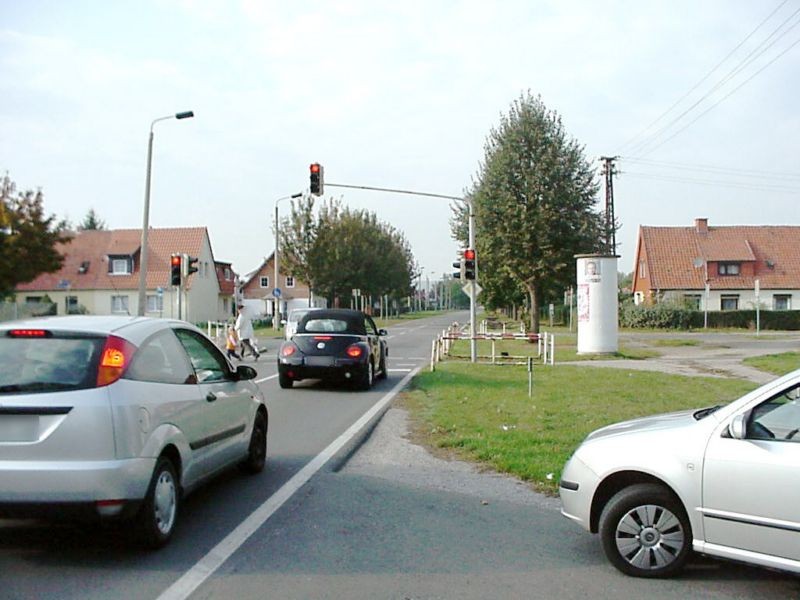 Sargstedter Weg 105/Lilienweg