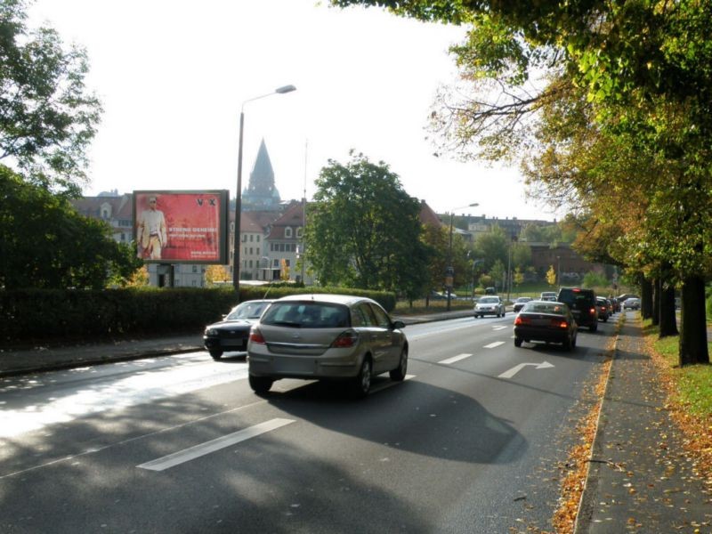 Zeppelinstr. Nh. Christoph-Lüders-Str./We.li.