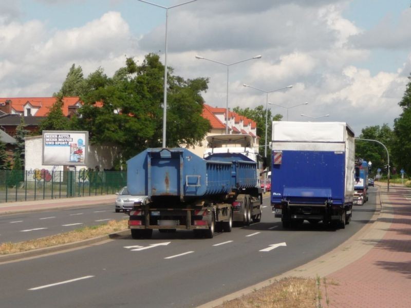 Helmut-Kohl-Str. / Nh. Wasserwerkstr./We.li.