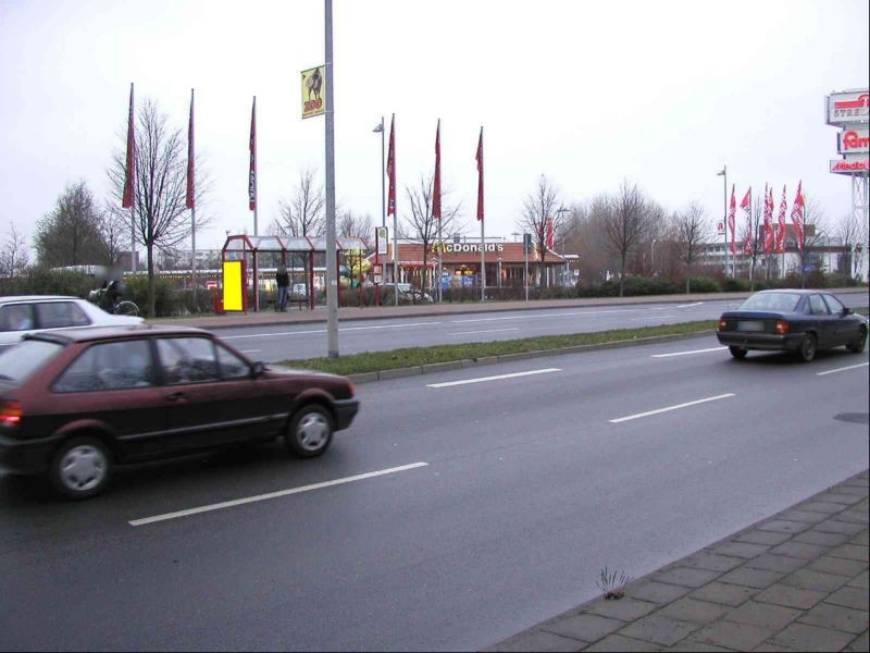 Grünhufer Bogen vor Strelapark We.li.