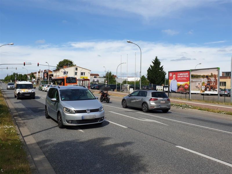 STRELITZER STR.NH.137/RE V. EINF. VERKEHRSBETR. 01