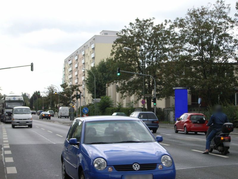 Rhönstr.  37/Puteauxpromenade