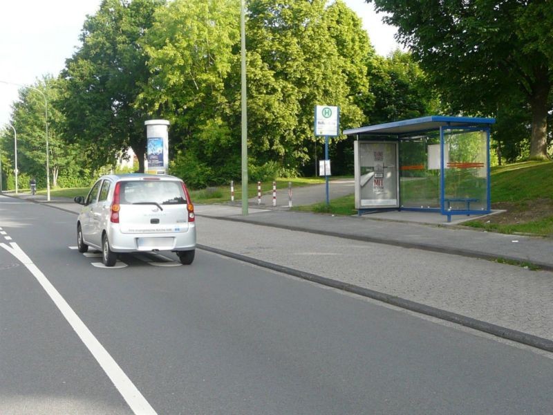 Helferstr. geg.  46/Bezirkssportanlage/We.re.