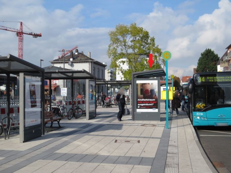 Baruch-Baschwitz-Platz/Alexanderstr. 2/aussen