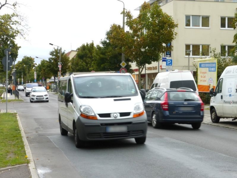 Hultschiner Damm/Kastanienallee 19 li.